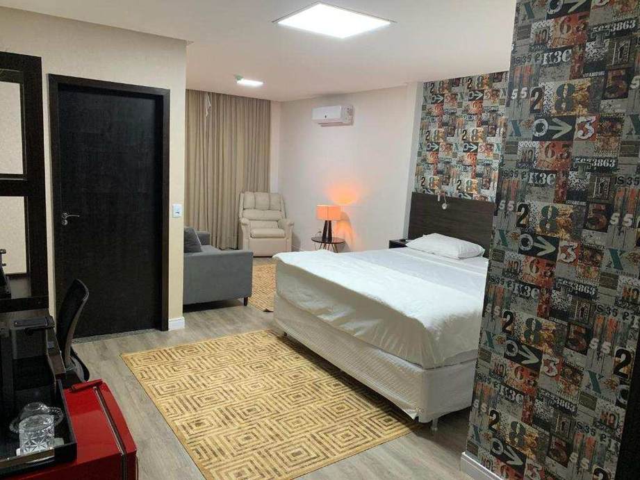 Suíte Deluxe com Banheira de Hidromassagem